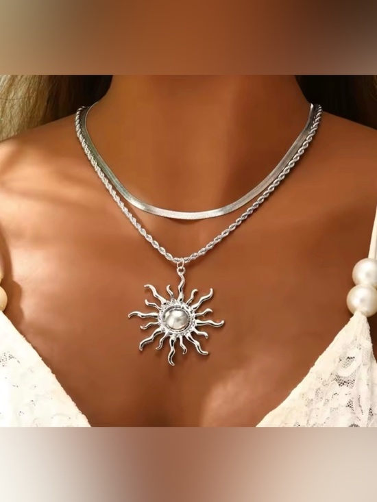 Zara Jewelry - New Silver Sun Pendant Necklace
